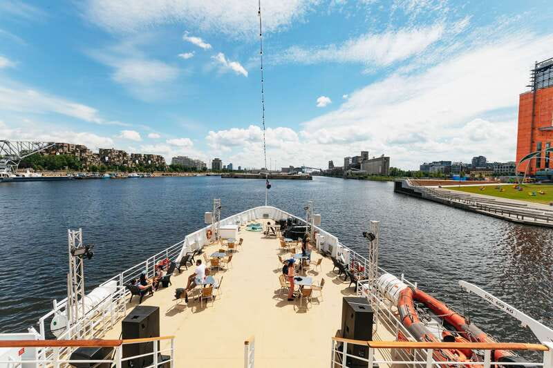 Montréal: Guided Sightseeing River Cruise - Jacques Cartier Bridge and the islands