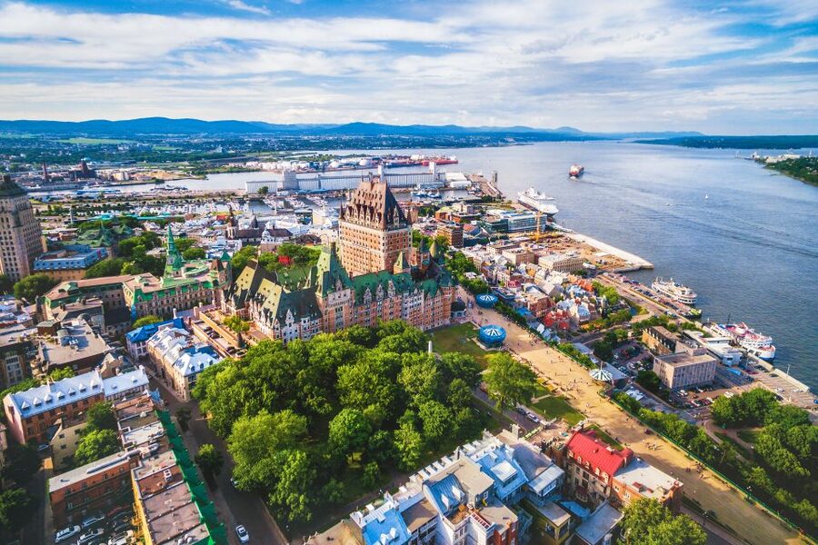 Montreal: Small Group Tour with River Cruise and Notre Dame - How much value do you get for $160?
