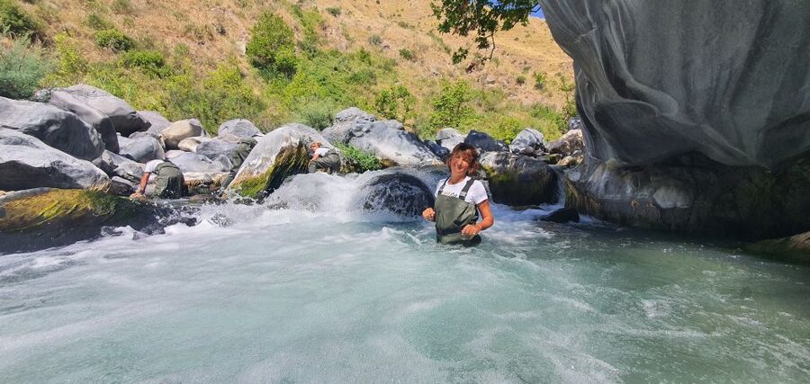 Motta Camastra: River Trekking Tour in the Alcantara Gorges - Walking Into the Alcantara Riverbed