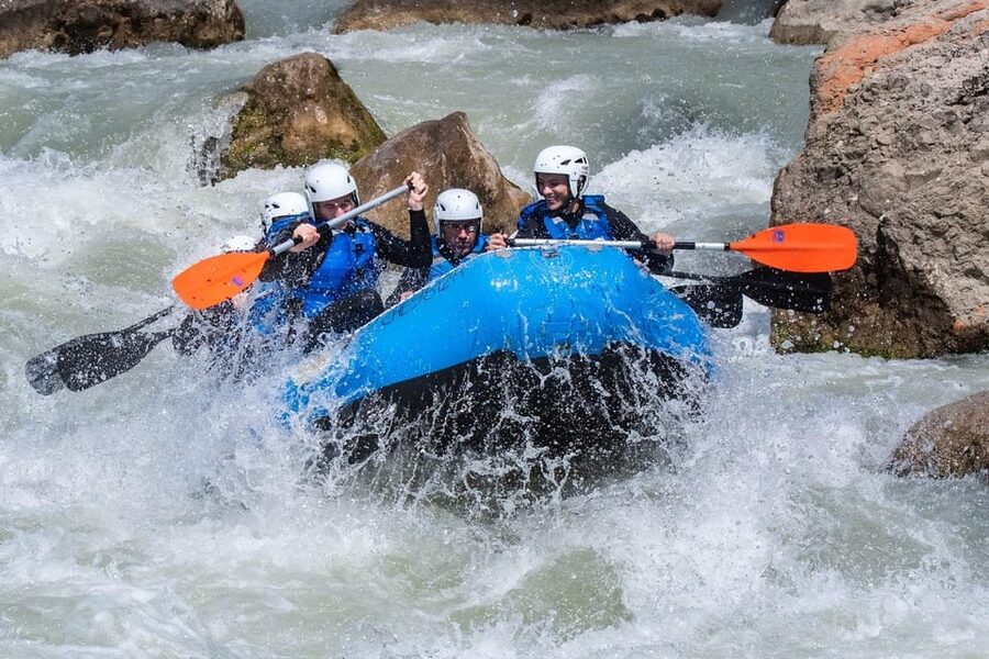 Murillo de Gállego Huesca: Rafting in the Gállego river - Murillo de Gállego as a rafting base