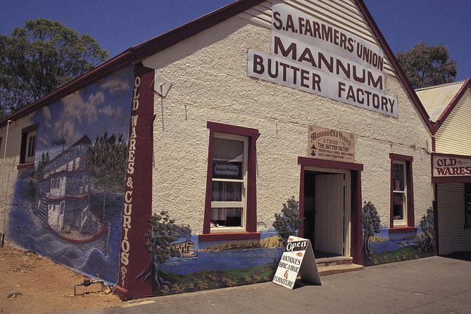 Murray River Day Trip from Adelaide Including Lunch Cruise aboard the Proud Mary - Boarding the Proud Mary at Mannum