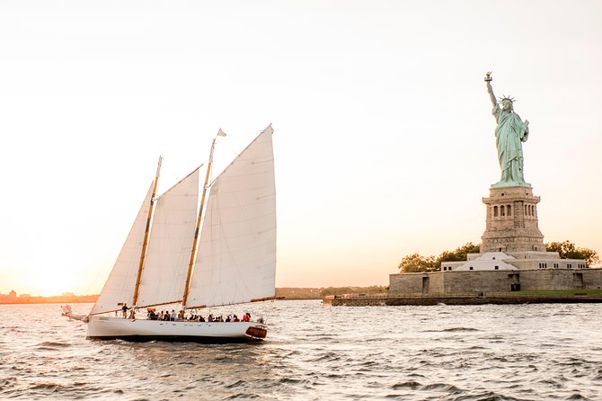 New York Sunset Schooner Cruise on the Hudson River - The Schooner Adirondack and the pace of the sail