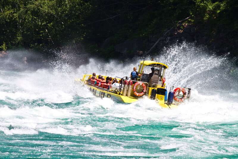 Niagara Falls, ON: Jet Boat Tour on Niagara River - How wet is the Wet Jet?