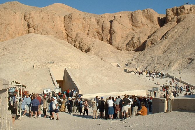 Nile Cruise 4 Days 3 Nights from Aswan to Luxor - Food, rooms, and life aboard the ship