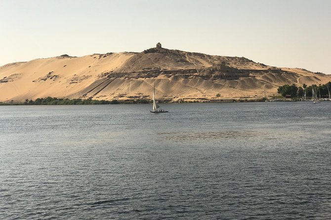 Nile Cruise 4 Days / Deluxe from Aswan to luxor- Private Tour - Day 2: Sailing to Kom Ombo and Edfu