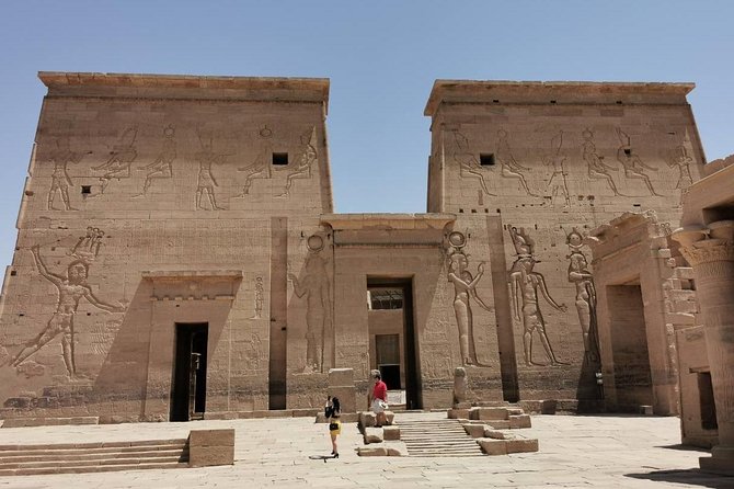 Nile Cruise 4 Days / Deluxe from Aswan to luxor- Private Tour - Day 1: Aswan, the High Dam, and Philae Temple