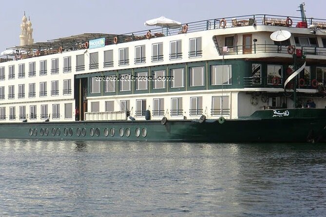 Nile River Dinner Cruise With Open Buffet in Cairo - The open buffet and what the price covers