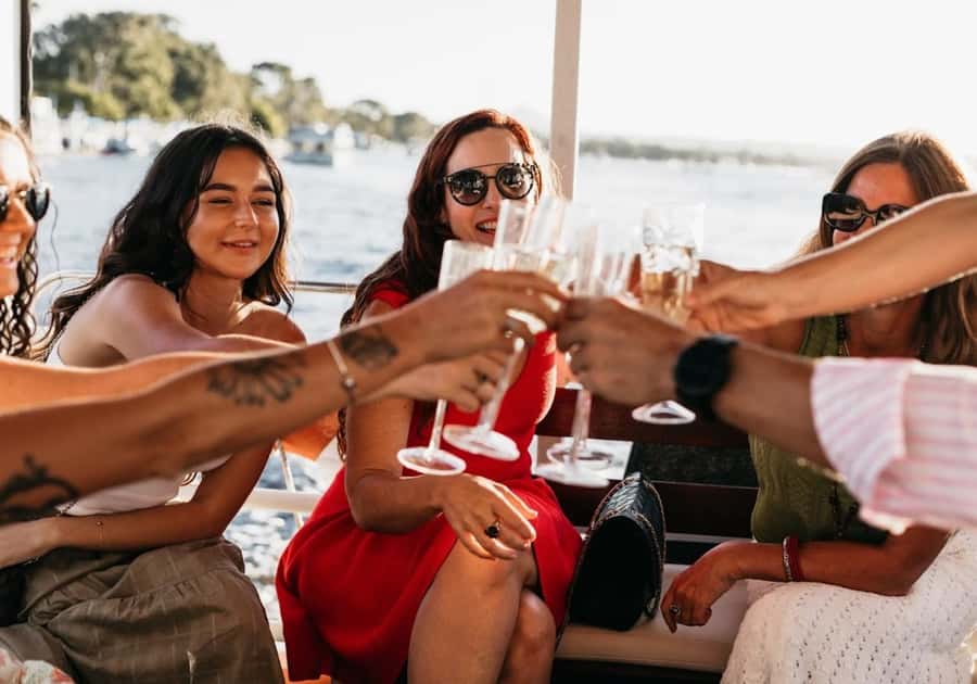 Noosaville: Noosa River Sunset Cruise - The river mouth and its sweeping sunset views