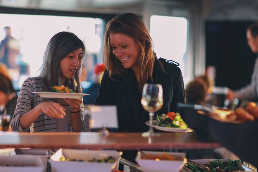 Norfolk: City Cruises Elizabeth River Buffet Lunch Cruise - Service, music, and entertainment onboard