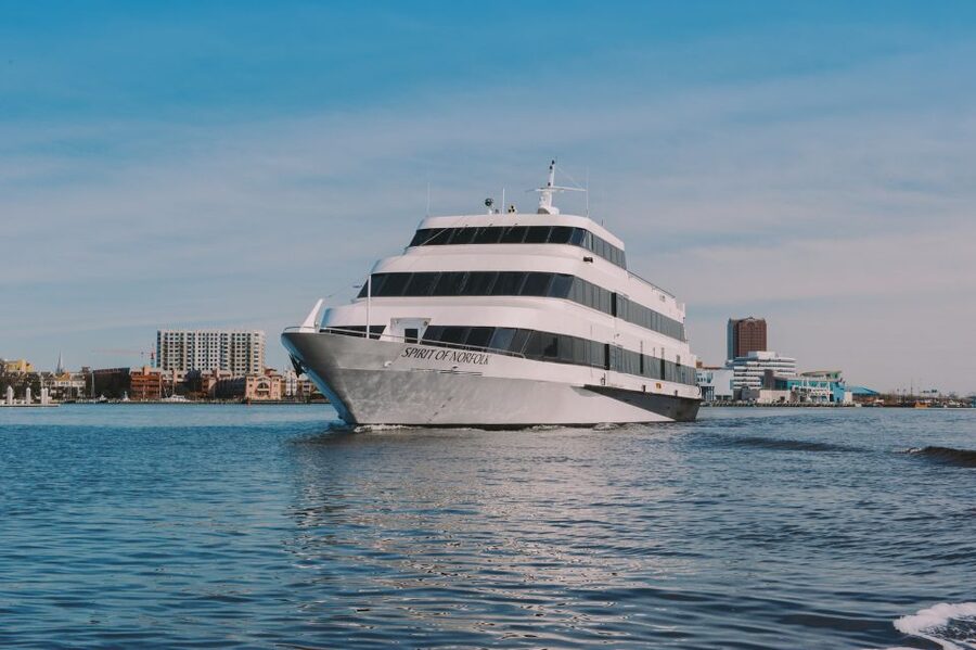 Norfolk: City Cruises Sunday Buffet Brunch River Cruise - Music, narration, and time on the upper deck