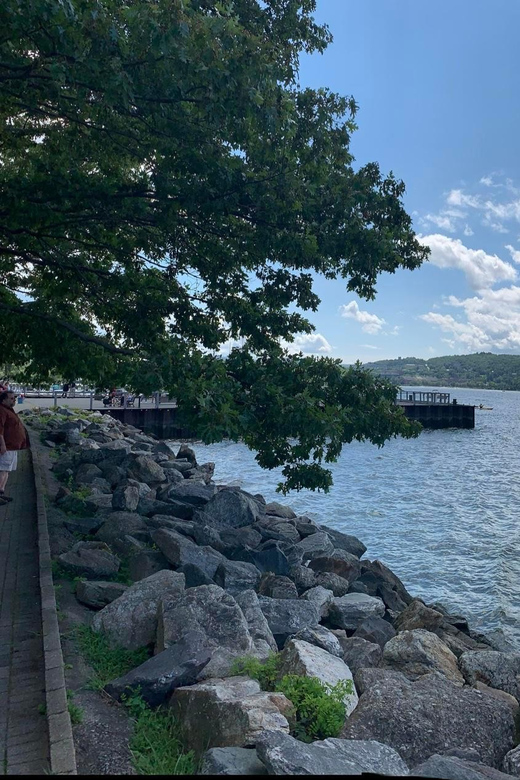NYC: Hudson Tour with Sleepy Hollow and Walkway Over Hudson - A Hudson Valley day that begins at Grand Central