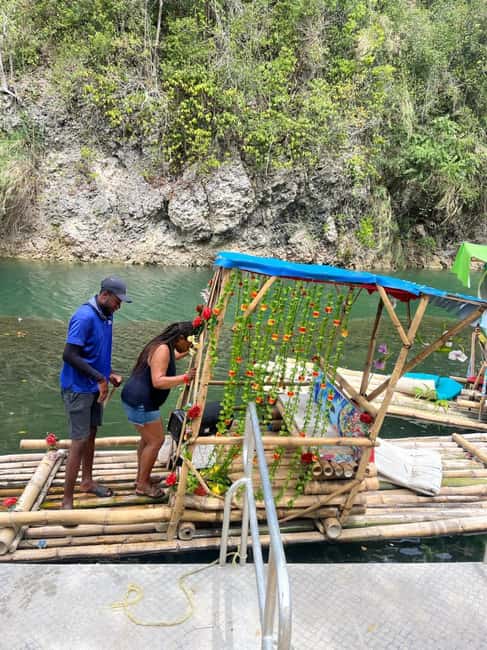 Ocho Rios : Bamboo River Rafting in Ocho Rios Jamaica. - Should you book the Rio Nuevo rafting trip?