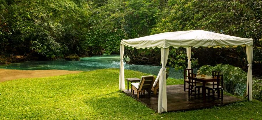 Ocho Rios: Dunn’s River Falls & Reggae Hill Tour - Five hours, bus timing, and cruise-port pickup