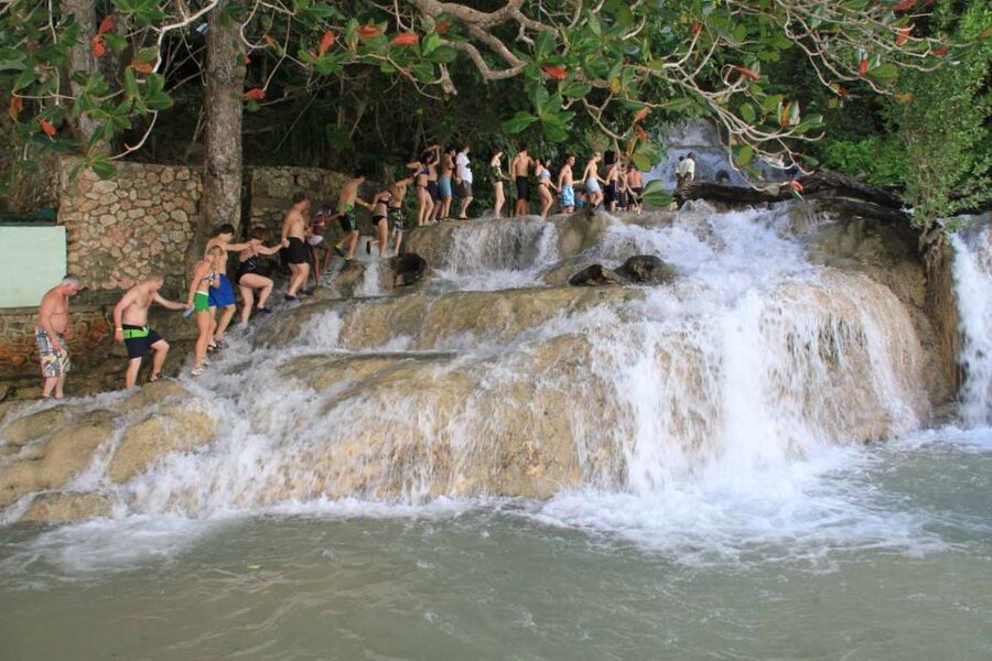Ocho Rios: Dunn’s River Falls & Reggae Hill Tour - Smart packing for the water and sun