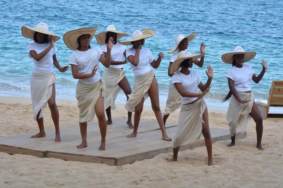 Ocho Rios: Jungle River Tubing & Bamboo Beach Club - Should you book this Rio Bueno and Bamboo Beach Club trip?