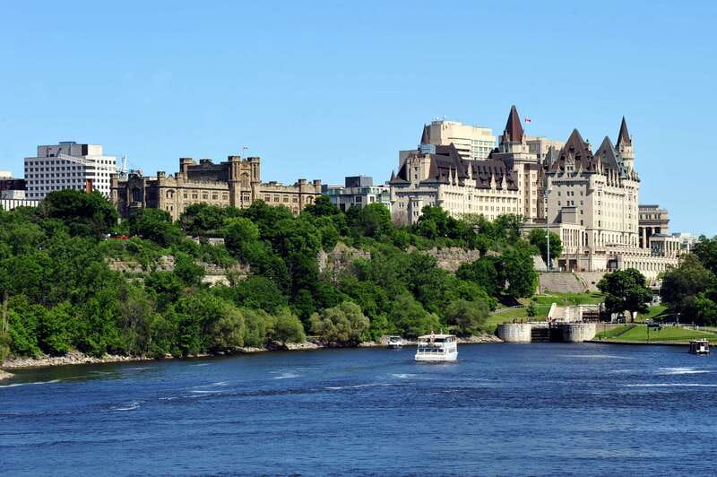 Ottawa: Sightseeing River Cruise - Parliament Hill from the water