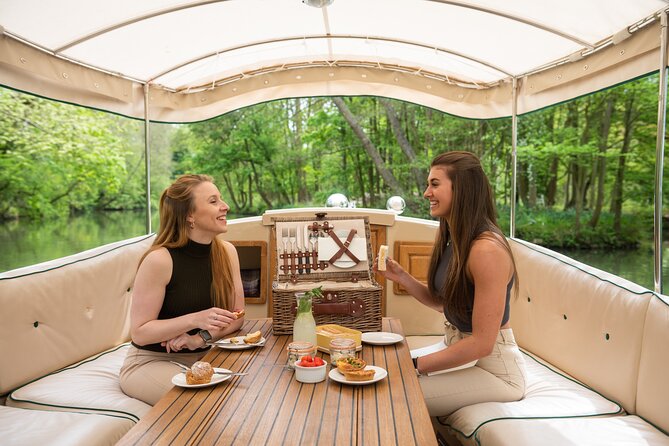 Oxford Sightseeing Picnic River Cruise - Starting at Folly Bridge