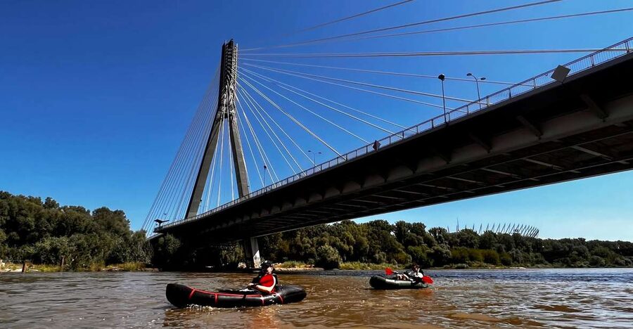 Packrafting kayaking guided tour Vistula river Warsaw Poland - Starting at Port Czerniakowski