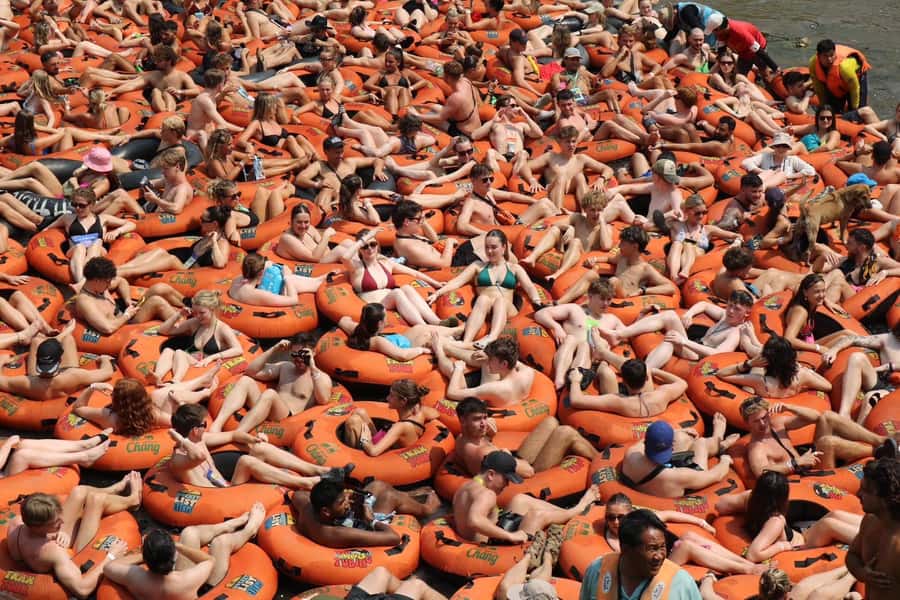 Pai: Jungle Tubing River Excursion with DJs & Foam Party - The first float and launch bar
