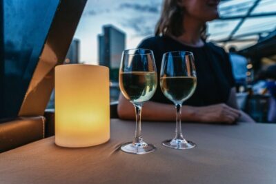 3-Course-Dinner Cruise on the Seine with live music
