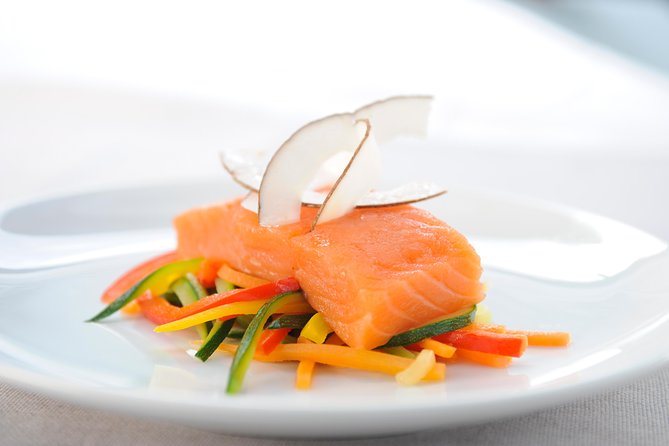 Paris 3-Course Gourmet Dinner and Sightseeing Seine River Cruise - Is $110.60 a fair price?