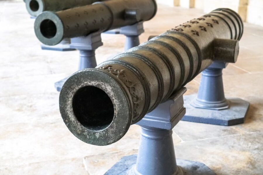 Paris: Army Museum Ticket and Seine River Cruise Combo - Getting from Les Invalides to the Eiffel Tower