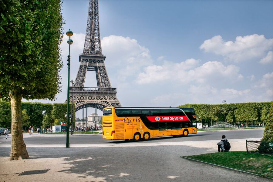 Paris: Audio-Guided Bus Tour & Seine River Cruise - A quick Paris orientation from the coach