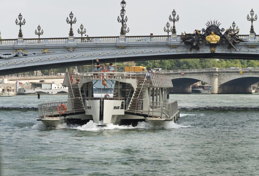 Paris: Big Bus Hop-on Hop-off Tour and Seine River Cruise - Starting at Louvre-Pyramide