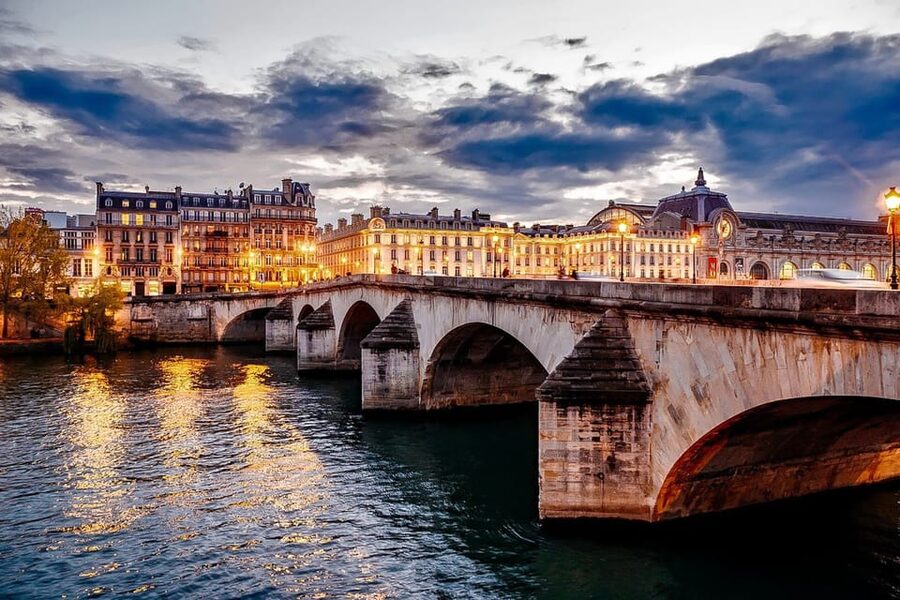 Paris by Night Tour and cruise on the Seine River (optional) - Adding the Seine cruise
