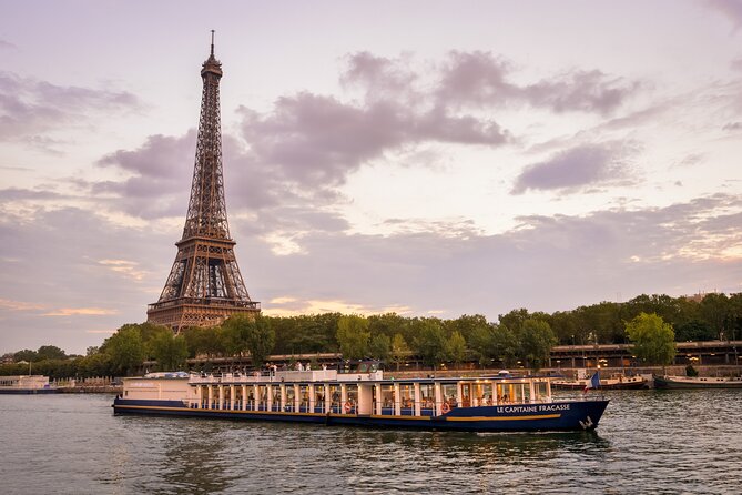 Paris Capitaine Fracasse 3 Course Seine River Dinner Cruise - A moving dinner with Paris outside the window