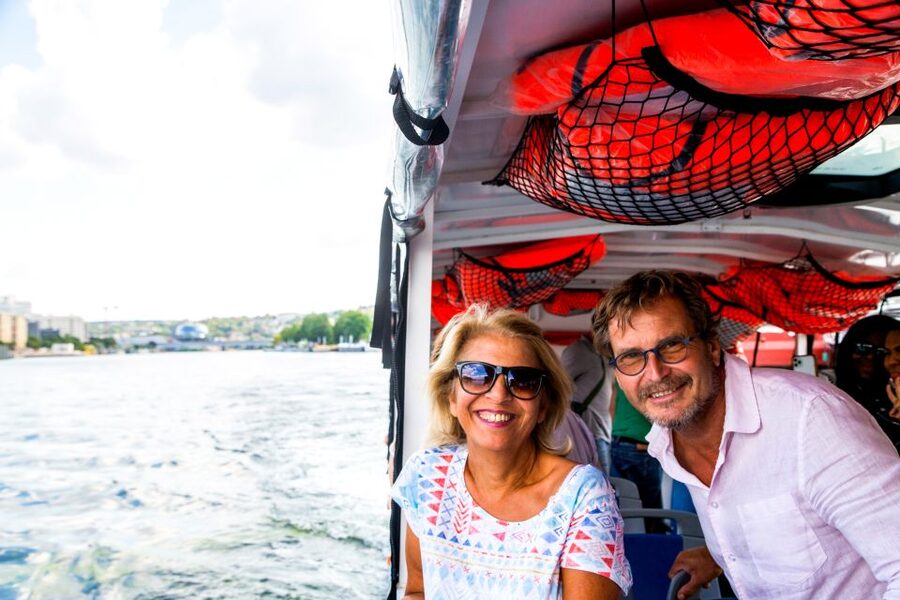 Paris: City and River Seine Tour on an Amphibious Bus - Who should book this Paris tour?