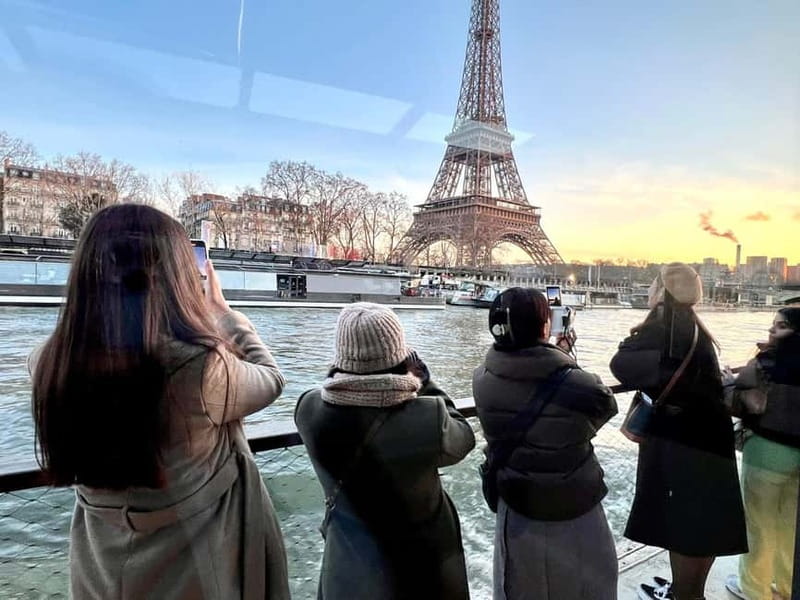 Paris: Day or Evening River Cruise with Musical Ambiance - The route from Les Invalides to the Musée d’Orsay