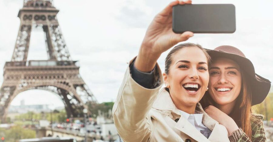 Paris: Eiffel Tower Hosted Tour, Seine Cruise and City Tour - Trocadéro Gardens and the first Eiffel Tower views