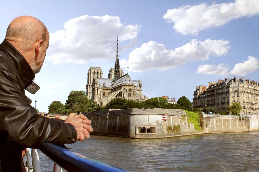 Paris: Eiffel Tower Hosted Tour, Seine Cruise and City Tour - Second floor or summit: choosing the right Eiffel Tower ticket