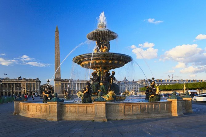 Paris en Scene 3 Course Seine River Dinner Cruise - Key points to know before booking