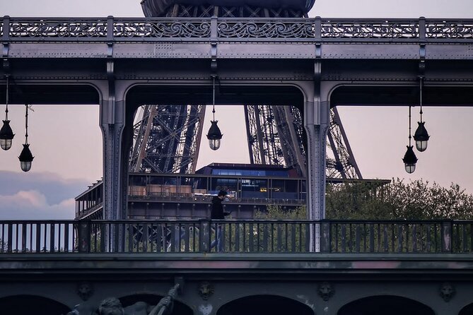 Paris en Scene 3 Course Seine River Dinner Cruise - Notre-Dame, the islands, and the old heart of Paris