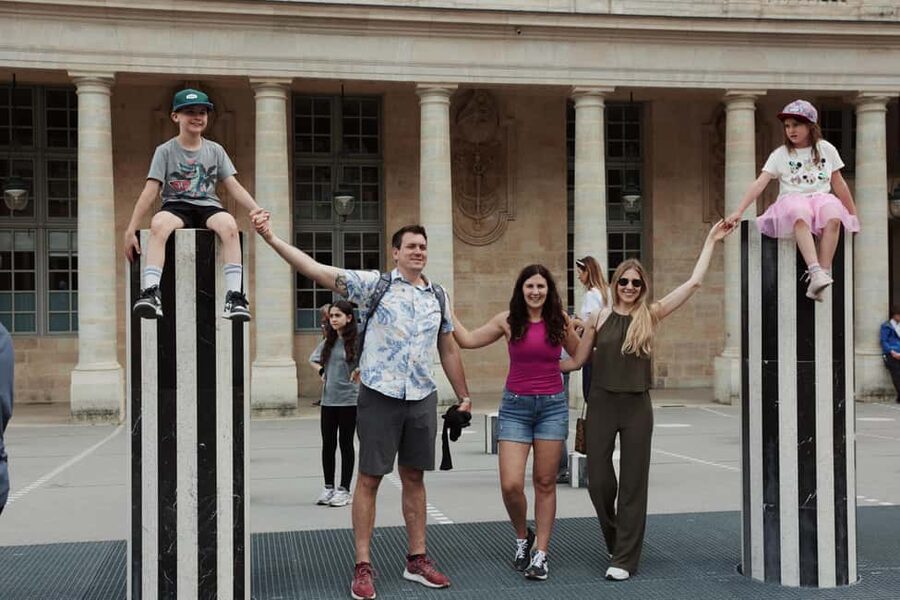 Paris Family Adventure: Quest for Kids & Seine Cruise Pass - Meeting the Defender of Time
