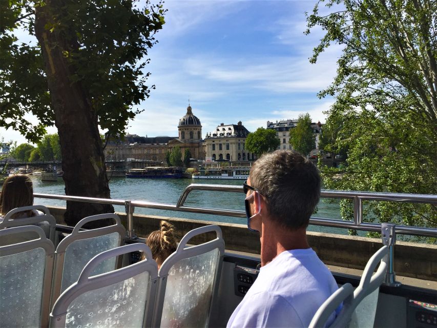 Paris: Hop-on Hop-off Bus Tour & Seine Cruise Bundle Tour - Audio guides, app tools, and walking tours