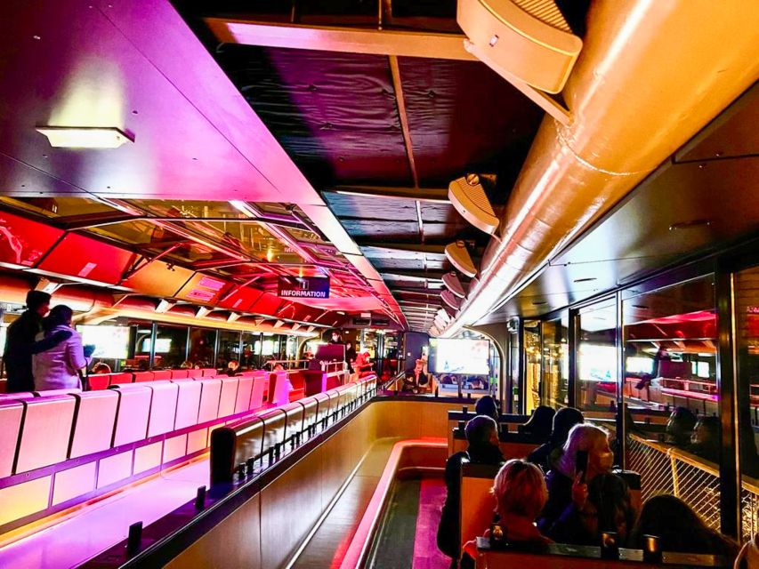 Paris: Illuminated Evening River Cruise & Waffle Tasting - Timing your cruise for the best lights