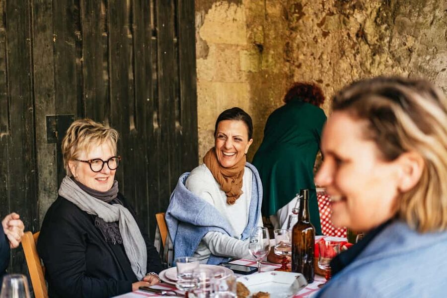 Paris: Loire Valley Chambord Castle, Wine Tasting & Lunch - FAQ