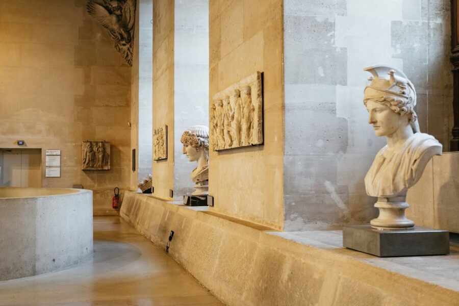 Paris: Louvre Museum Entry Ticket With Host and River Cruise - A practical one-day plan