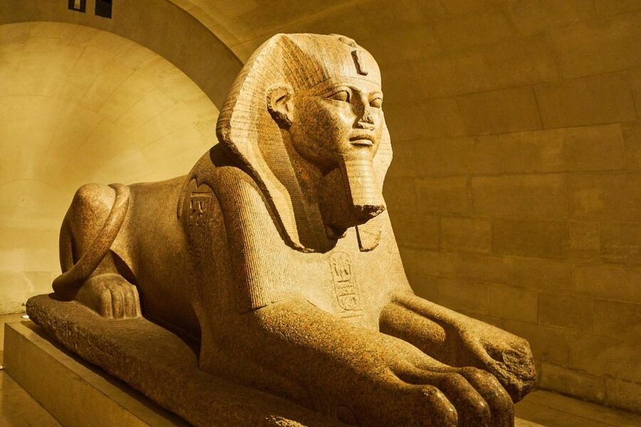 Paris: Louvre Ticket with Audioguide App and Seine Cruise - How to plan the three hours without rushing