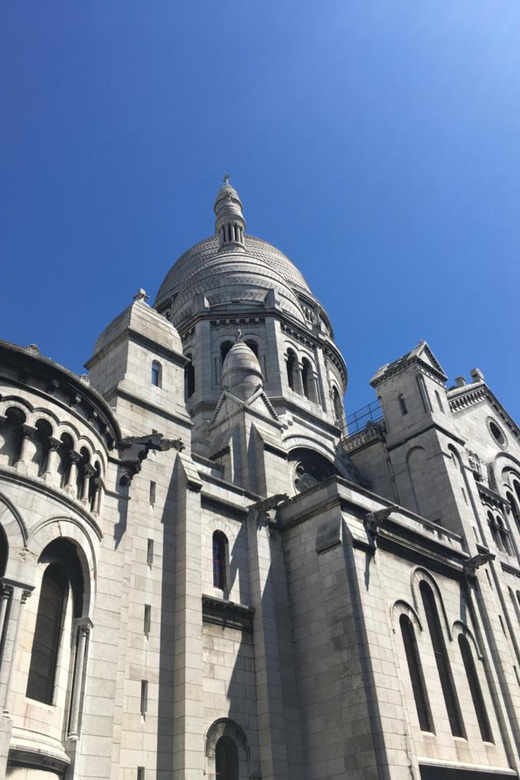 Paris: Montmartre Train Ride w/ Optional Seine River Cruise - The recorded commentary: useful idea, uneven delivery