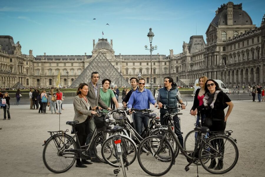 Paris: Scenic E-bike tour with optional Seine Cruise - Why an e-bike works so well in central Paris