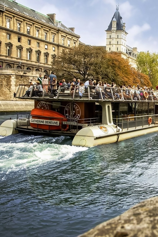 Paris: Seine Cruise & Crepe Tasting near the Eiffel Tower - Choosing the upper deck or glass-enclosed cabin