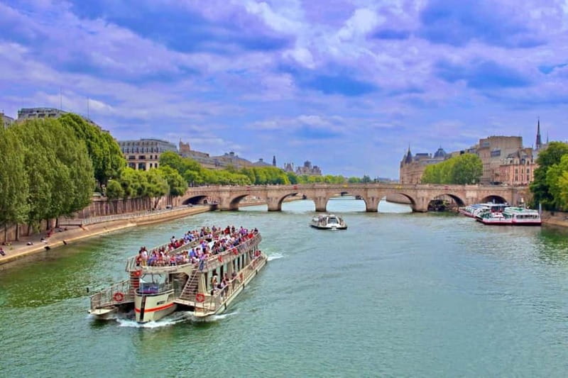 Paris: Seine Cruise & French Breakfast by the Eiffel Tower - How the schedule changes by season