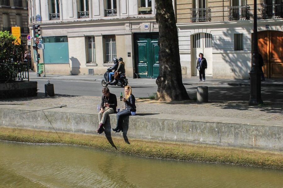 Paris: Seine River and Canal Saint-Martin Cruise - Commentary, seating, and onboard comfort