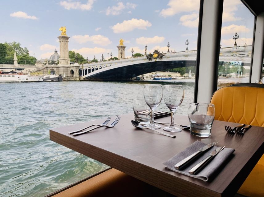 Paris: Seine River Bistronomic Dinner Cruise - FAQ