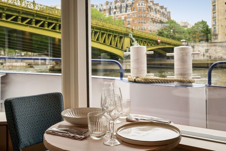 Paris: Seine River Cruise & Brunch - Sweet and savory plates at the table