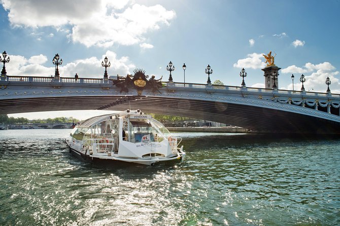 Paris Seine River Hop-On Hop-Off Sightseeing Cruise by Batobus - Port des Invalides and the central west bank